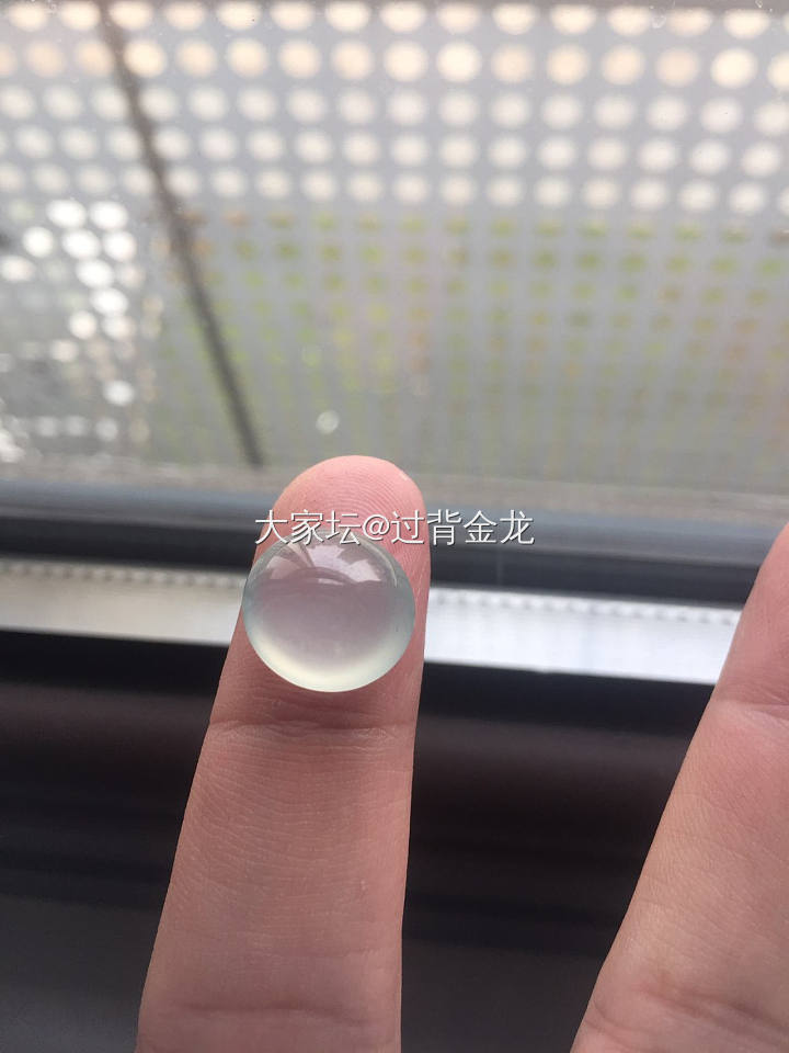 几天前刚入的，给各位大神看看还行吗_蛋面翡翠