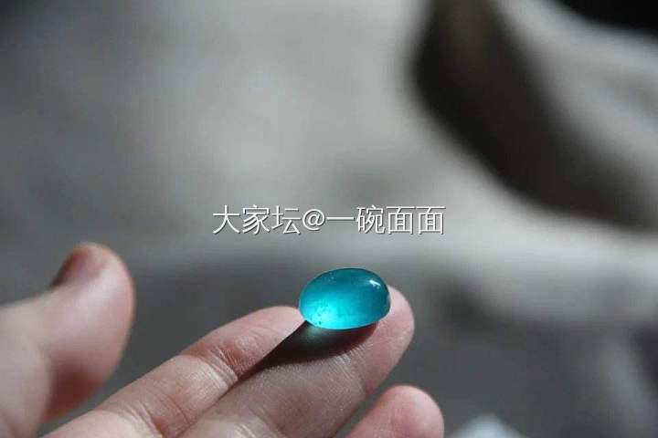 今天太阳好，带着我的大天河们晒晒太阳_珠串手镯手排天河石水晶