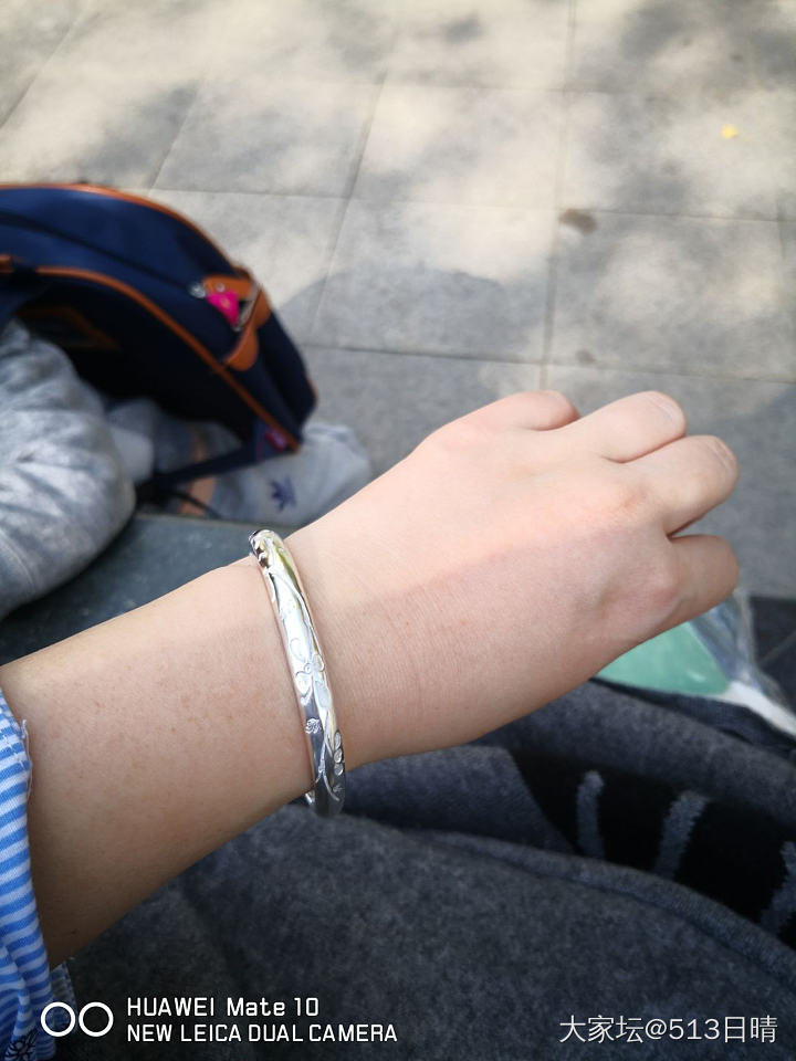 小珍是这样任性的吗？_银手镯