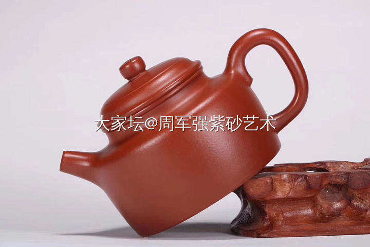 宜兴紫砂壶大红袍德钟_紫砂茶具