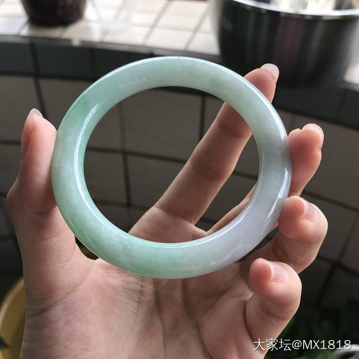 入了两枚福镯 大家帮看看吧 ..._手镯翡翠