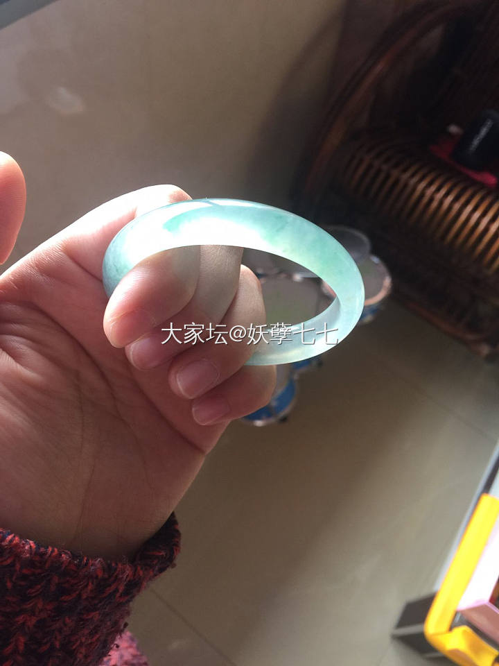 再也撸不下来的终身镯_手镯翡翠