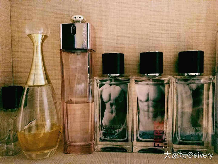 中性香水，Abercrombie&Fitch。_香氛