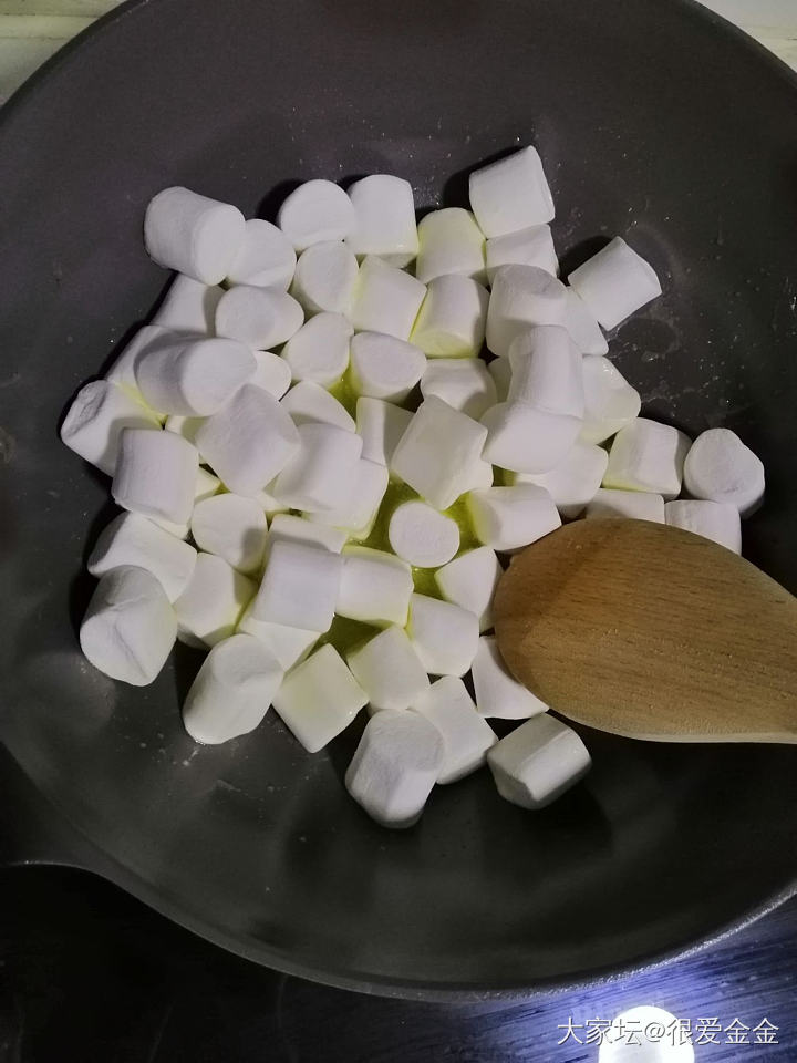 雪花酥做起来_美食