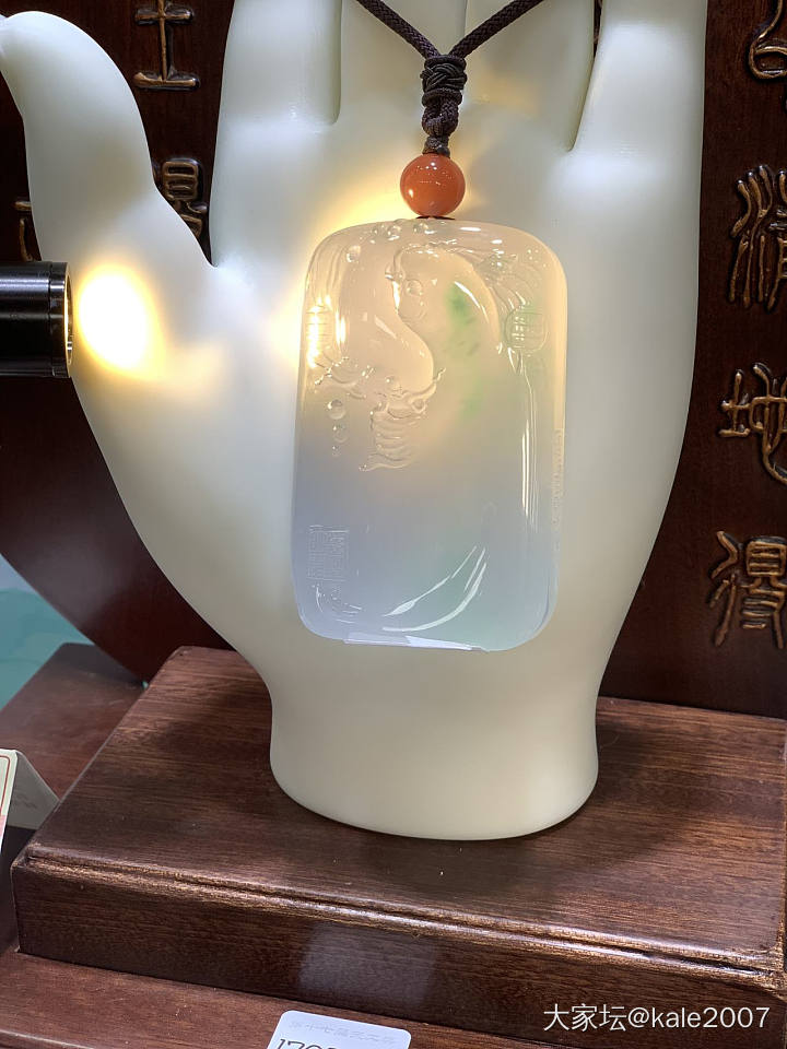 珠宝展一隅_和田玉翡翠展会