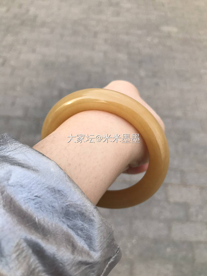 一见钟情的镯子_手镯和田玉