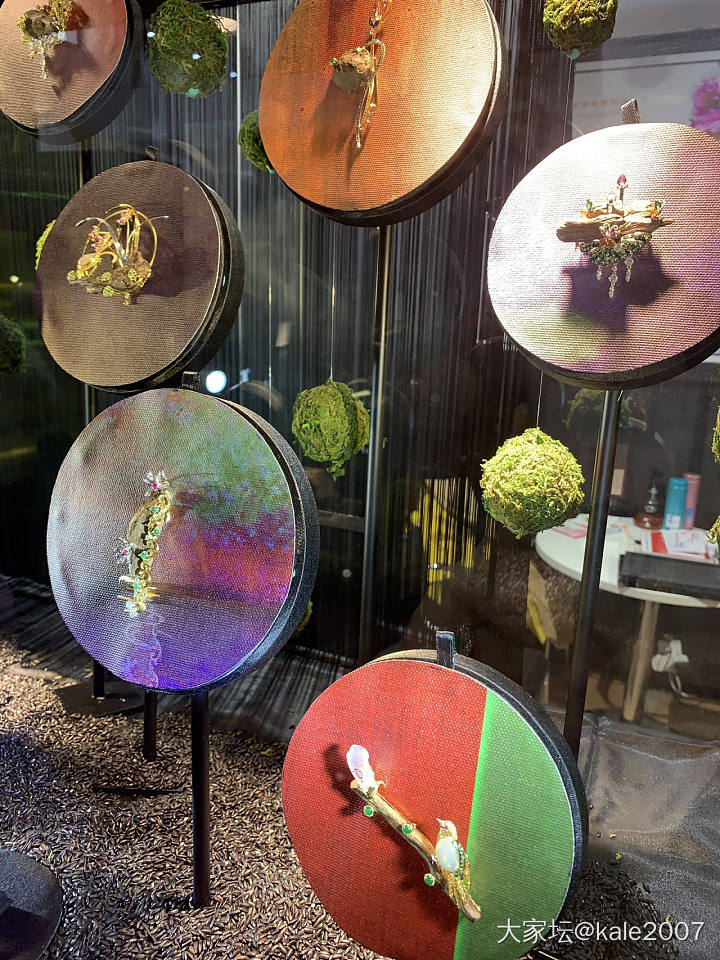 珠宝展一隅_和田玉翡翠展会