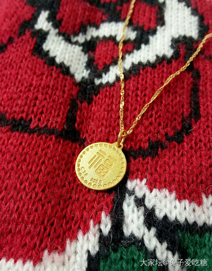 亮闪闪的金币吊坠_吊坠金