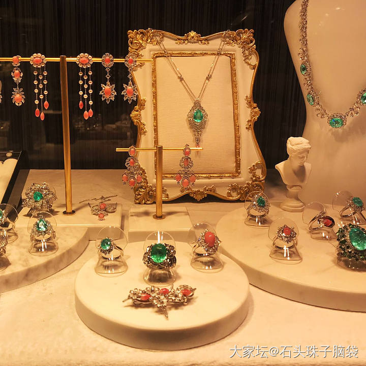 老国展珠宝展随拍_翡翠展会名贵宝石金