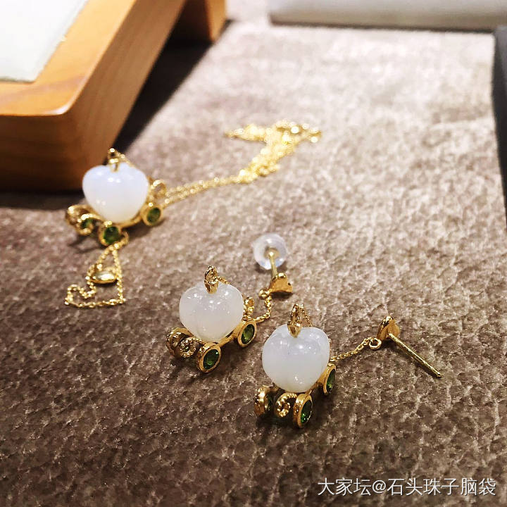 老国展珠宝展随拍_翡翠展会名贵宝石金