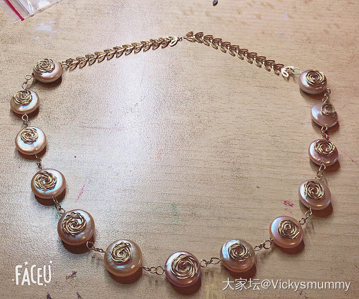 异形珍珠diy22:纽扣-玫瑰花绕线，项链和手链。_有机宝石