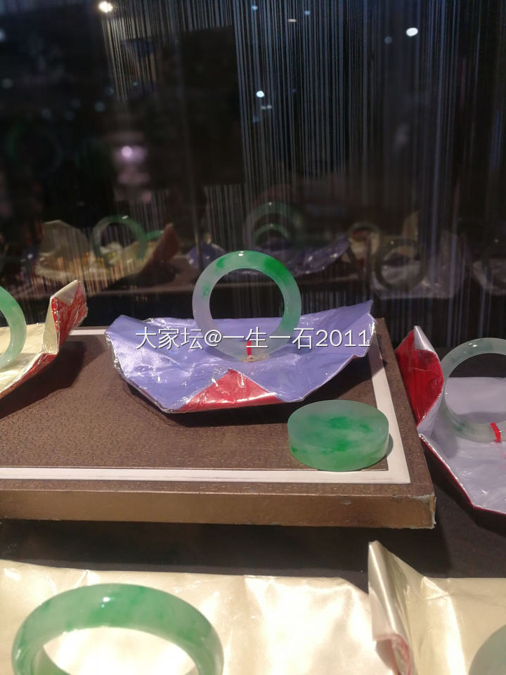 北京珠宝窝最后一天打卡_展会翡翠