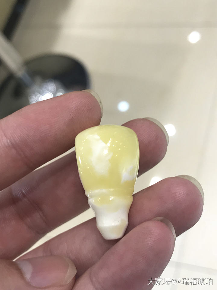 蜜蜡佛头三通_打磨琥珀蜜蜡