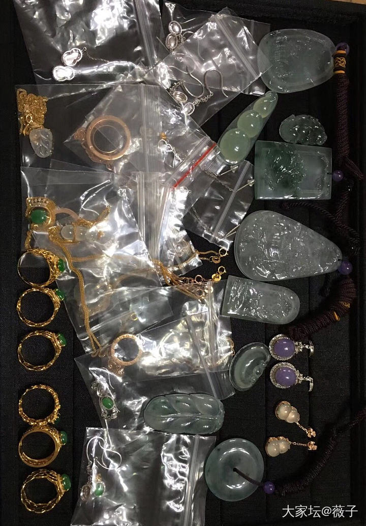 紫蛋耳环自然光下图_耳环戒指翡翠