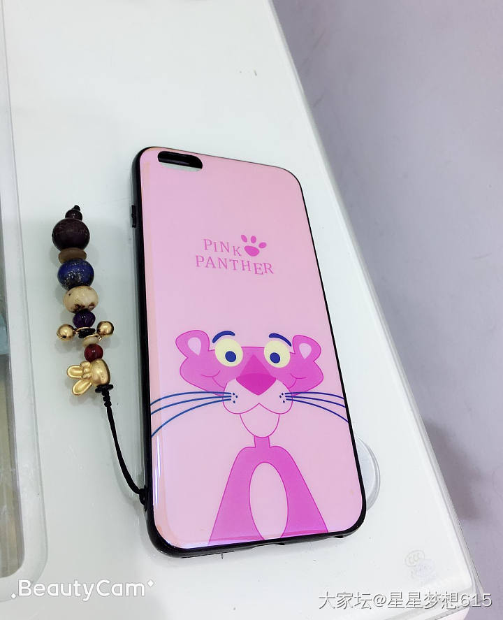 给我的手机壳做了个挂绳_蜜蜡挂饰