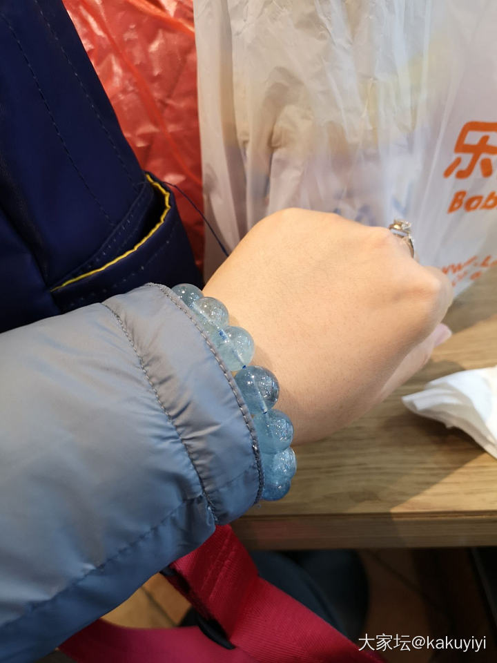 2018年最后一天，晒下下今天戴的_珠串海蓝宝碧玺