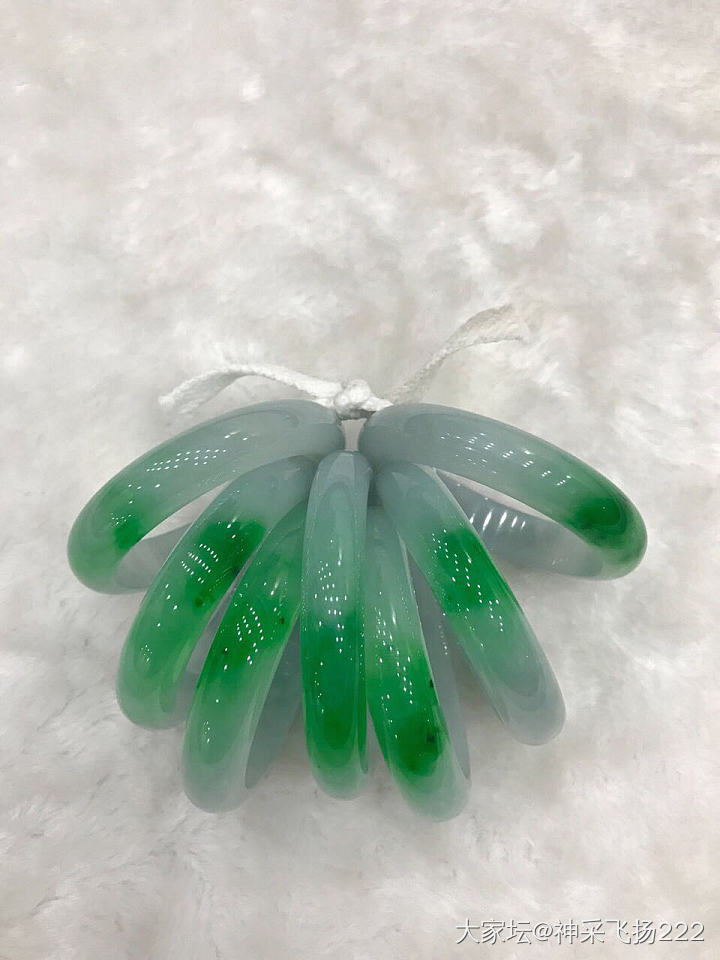 昨天买的镯子，小五大2开头，昆明购入_手镯翡翠