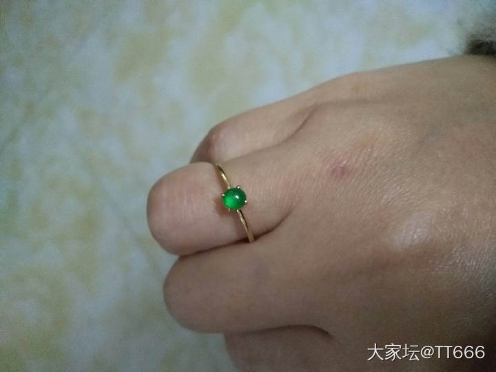 买了一只小米米_戒指翡翠