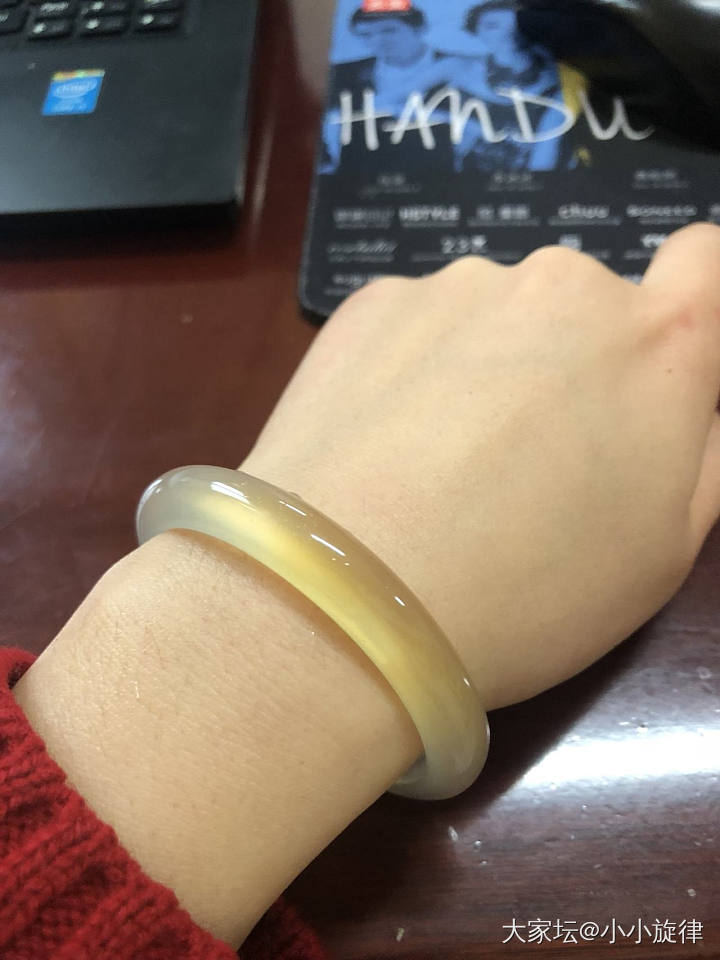 翡翠vs玉髓_玉髓翡翠