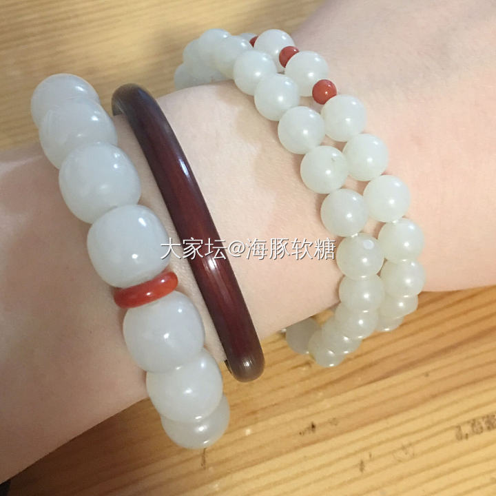 亲们，这个是什么料子啊？看籽吗？_和田玉