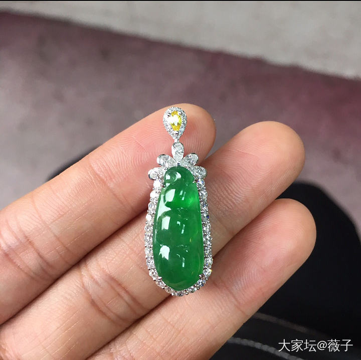 即将回家的绿豆_吊坠翡翠