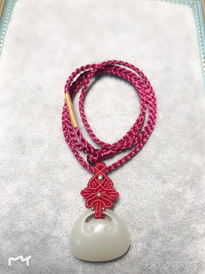 新年红之宝宝锁_挂件和田玉