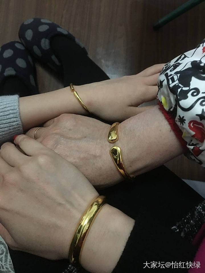 金镯子开会_金
