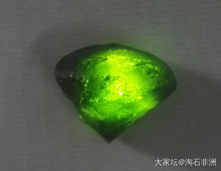 真正的玻璃陨石_玻璃陨石