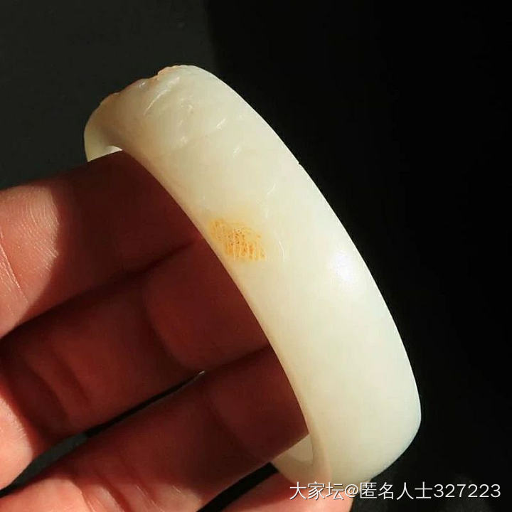 买和田玉要注意什么_手镯和田玉