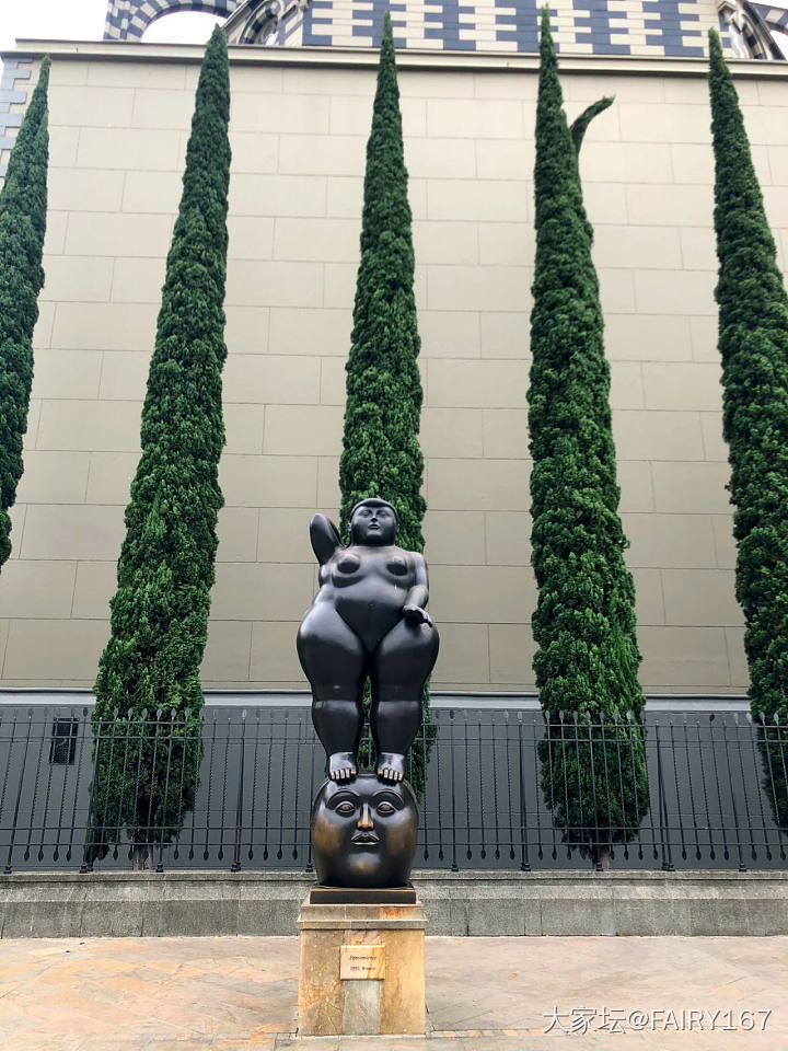 麦德林的Botero 广场_哥伦比亚旅游