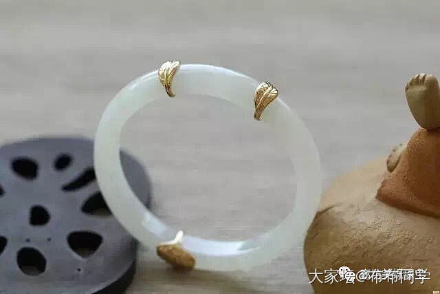 请问断镯的修复_维修手镯翡翠