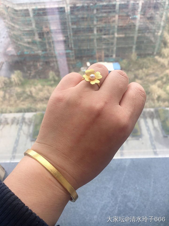 年后第一天上班_戒指手镯金