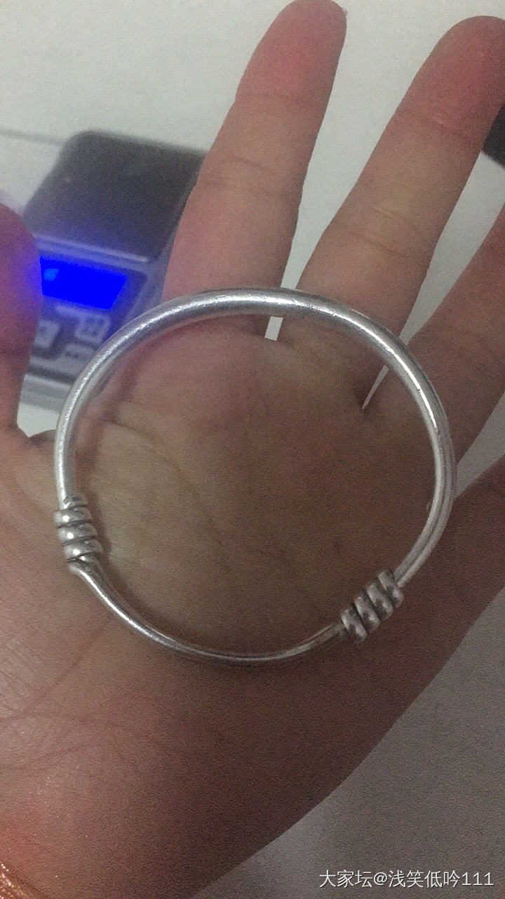 新到手的月珥，便宜货了解一下_手镯银