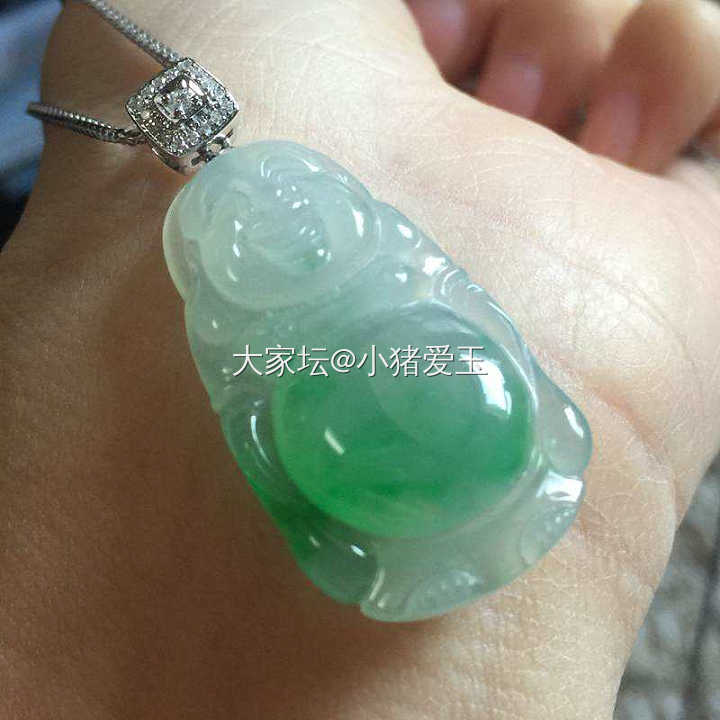 冰种起光阳绿佛_挂件翡翠