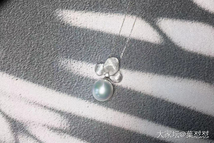 摄影师复工了_首饰珍珠