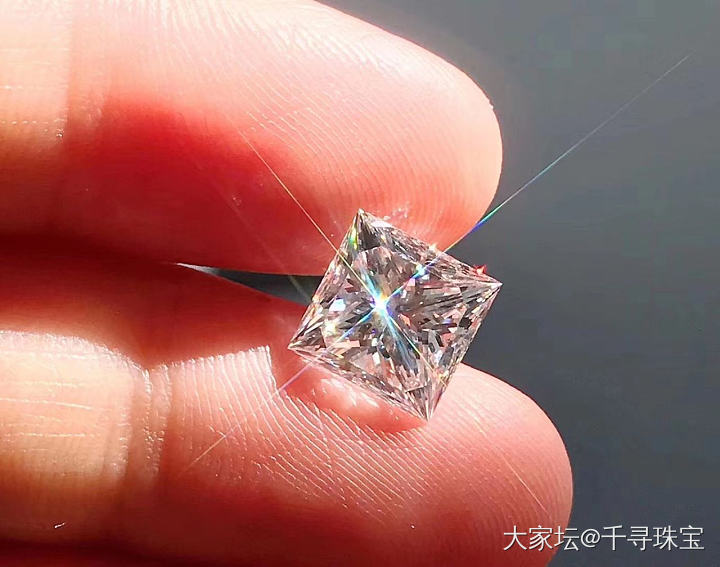 三卡的公主方了解一下_钻石千寻珠宝