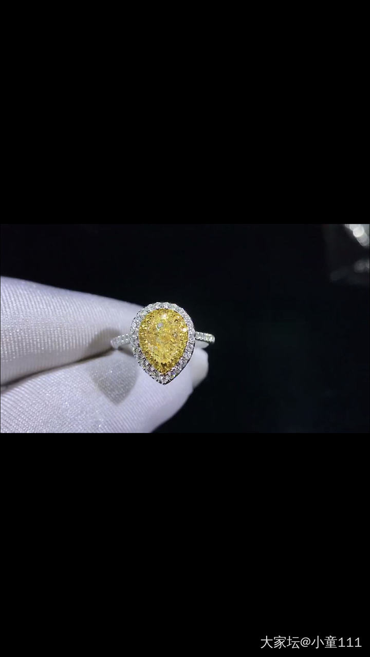 入了黄钻的坑_戒指彩钻