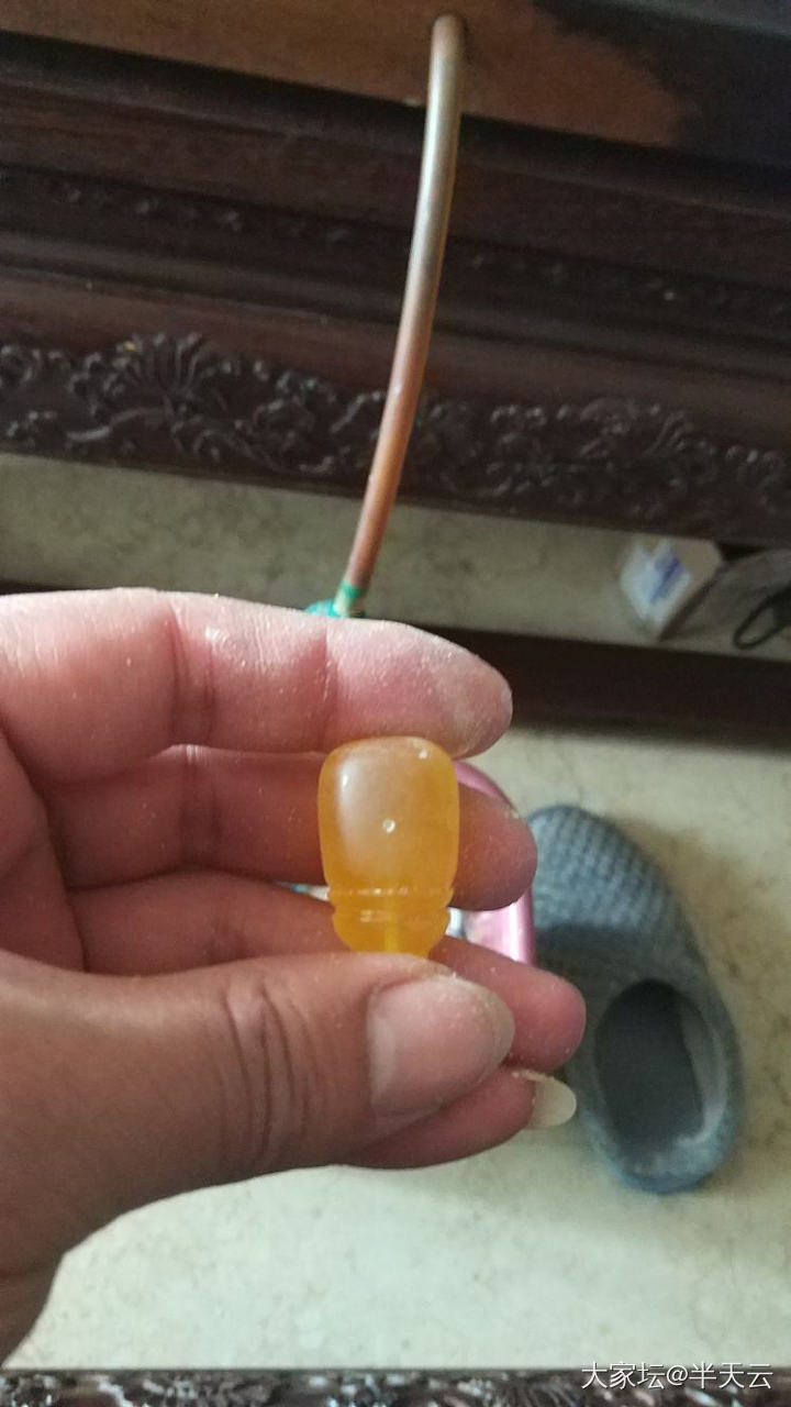 蜜蜡三通制作过程_打磨琥珀蜜蜡