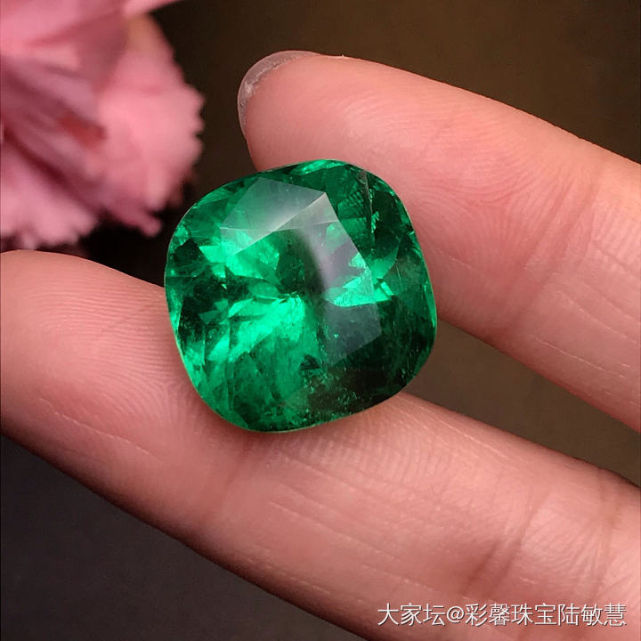 18.65ct   木佐祖母绿  GRS证书_祖母绿