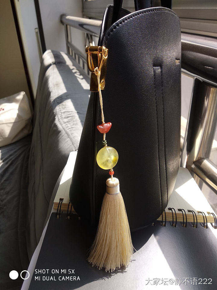 压襟包挂车挂手机挂_琥珀蜜蜡挂饰