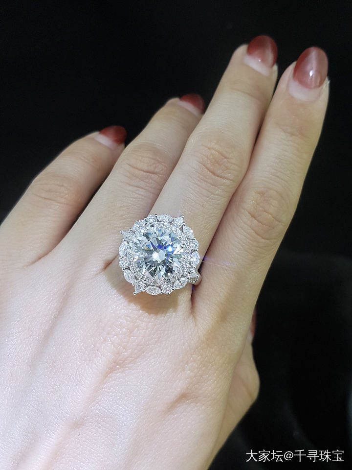 犒赏自己的5克拉💍_钻石千寻珠宝