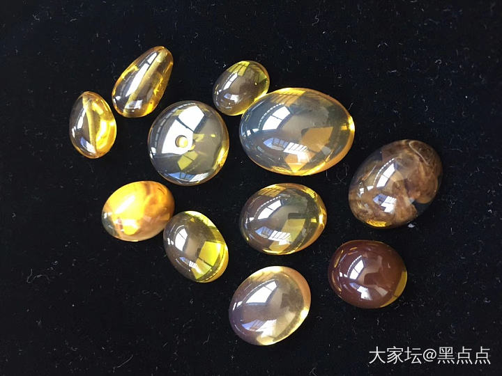 大家看看这都是什么料子_琥珀