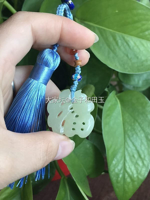 主题_挂饰和田玉