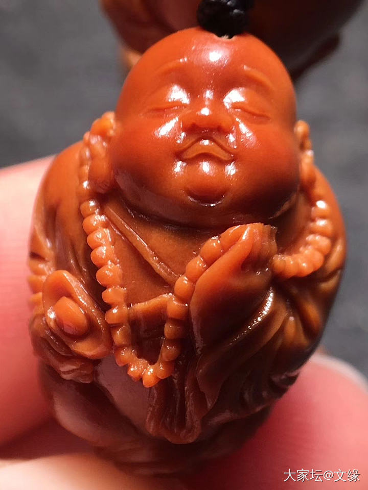 可算听我的建议了_橄榄核雕刻