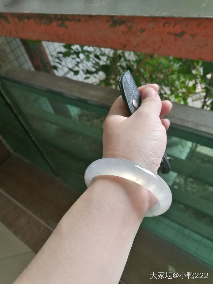你们日常戴多少钱的镯子？_手镯翡翠