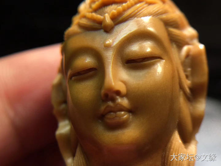 最新作品_橄榄核雕刻