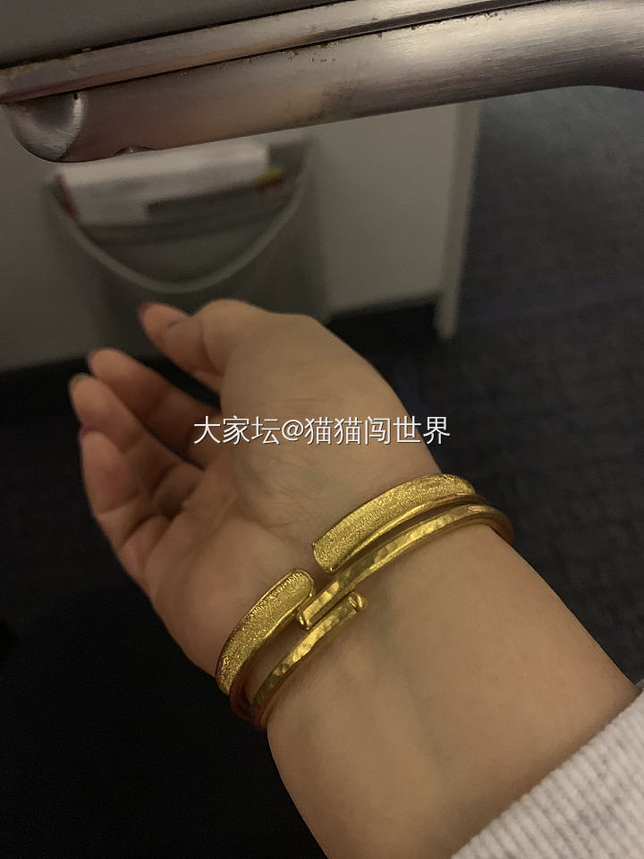有住在国外的黄金爱好者吗？黄金怎么戴出镜呢？_金