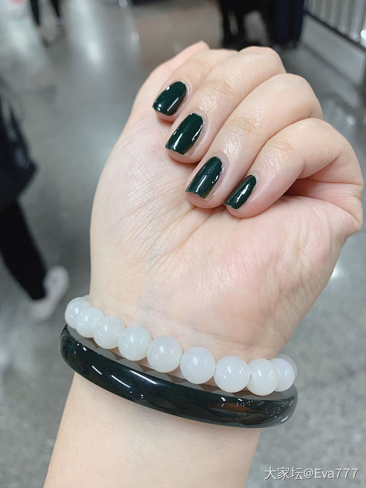 和田玉可以这么酷，新宠~~青黑方条的镯子_手镯珠串和田玉