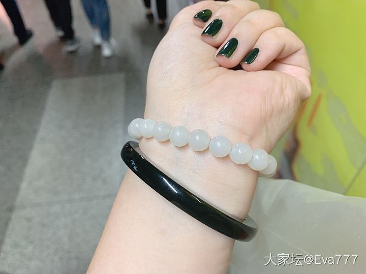 和田玉可以这么酷，新宠~~青黑方条的镯子_手镯珠串和田玉