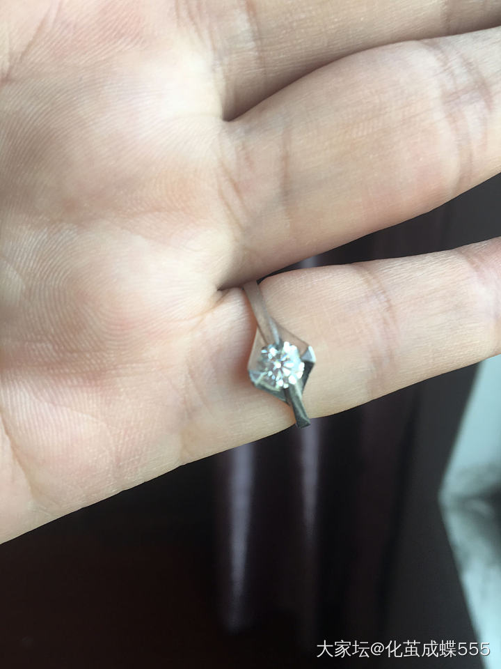 二个多年前买的戒指_蓝宝石钻石戒指
